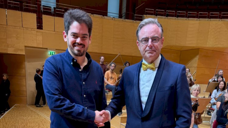 Başbakan De Wever, Gent’te iptal edilen İsrailli şef Shani’ye Almanya’da destek verdi