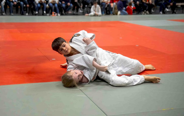 Minik judocu Abdülhakim Yağar’dan ippon fırtınası: Jemeppe-sur-Sambre’da altın madalya!