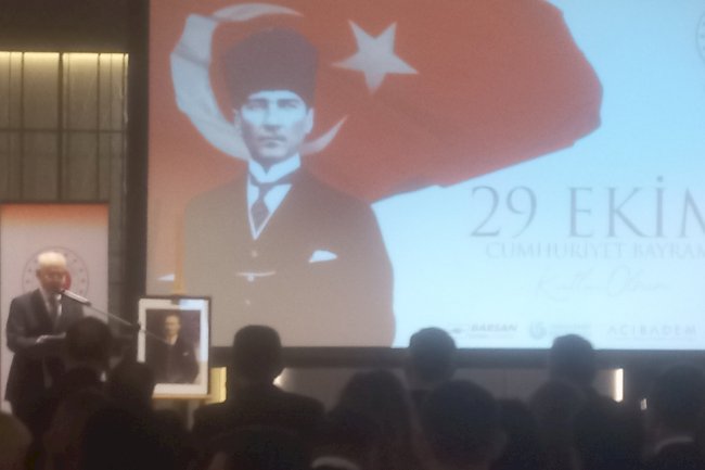 29 Ekim Cumhuriyet Bayramı Brüksel'de Kutlandı 
