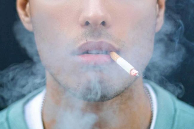 Sigara içenlere uyarı: Yeni yıldan İtibaren 8.000 Euro'ya kadar para cezası uygulanacak