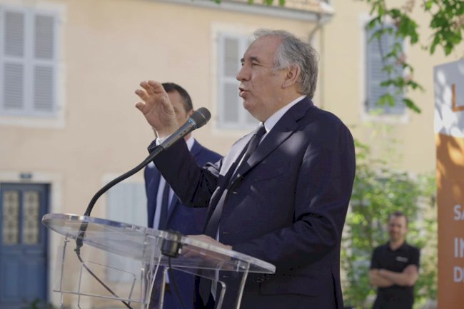 Fransa, emeklilik reformunda geri adım atmayı düşünüyor: Yeni yaş sınırı 62 yıl 6 ay