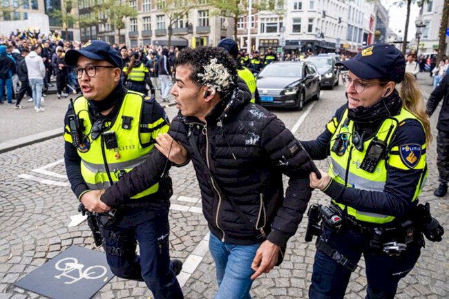 Yahudiler hakkında mesajlar paylaştiği belirlenen Cenk D.’ye hapis cezası verildı