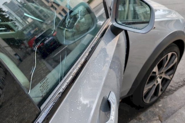 Polonyalı AB milletvekilinin aracı Brüksel’de hedef alındı: “Planlı saldırı gibi görünüyor”