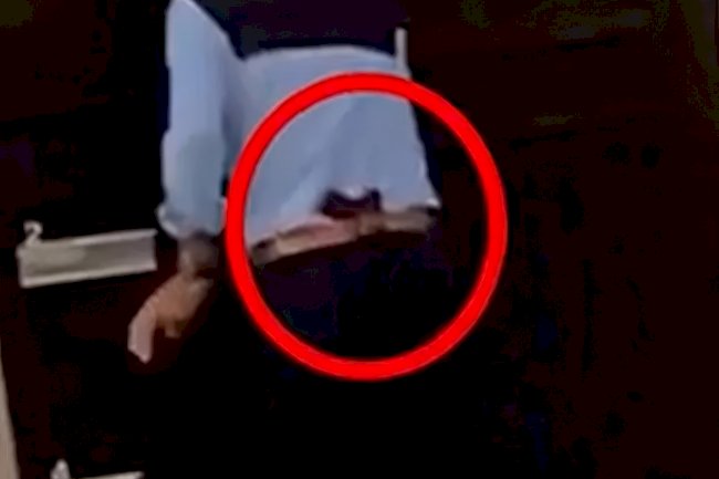 İslam karşıtı aşırı sağcı Vekil Filip Dewinter silahla görüntülendi