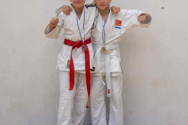 Genk’te Türk judo rüzgârı: Abdülhakim Yağar ve Mikail Noa Wisniewski ilk kez tatamide karşılaştı