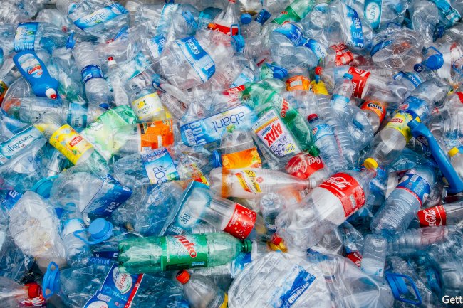 AB'den plastik kirliliğine karşı tarihi hamle: Mikro plastik boncuklara sıkı denetim, ambalajlara köklü reform