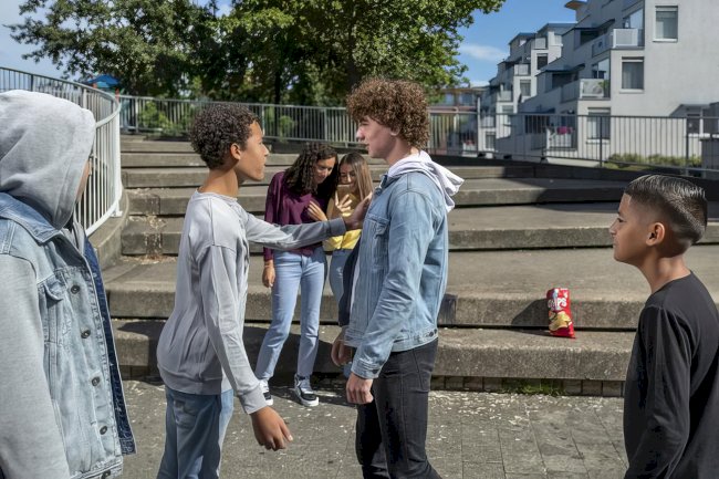 Belçika’da gençler arası şiddet tartışması: Gerçek artış mı, algı mı? uzmanlar uyarıyor