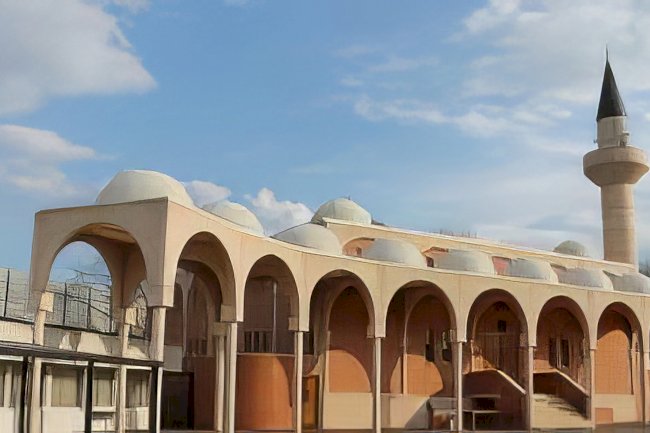 Hollanda’da Ramazan Öncesi 3 Türk Camisine Nefret Mektubu: “Bunu Ciddiye Alıyoruz”