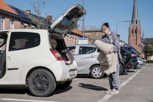 Belçika’da 7 çocuklu anne Meltem Kirmit evsiz kaldı: “Tükendim, arabamda yaşıyorum”