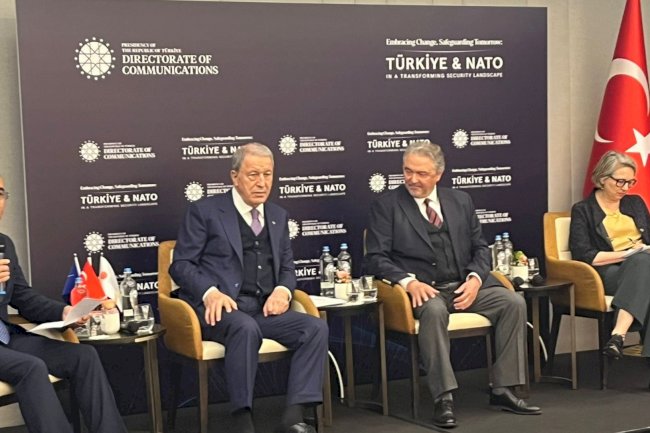 Brüksel’de NATO Paneli düzenlendi