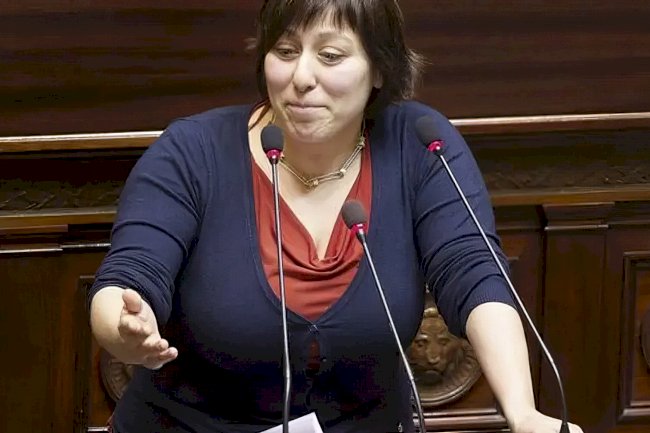 Meyrem Almacı: Polise saygım sonsuz, itirazım belediye başkanının polisi kullanma biçimine