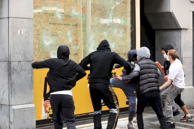 Belçika’da öğrenci protestolarında şiddet: 32 gözaltı