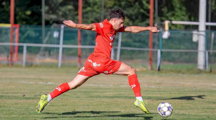 Turkse Rangers, deplasmanda zorlu rakibini 3-0 mağlup etti ve ilk galibiyetini aldı