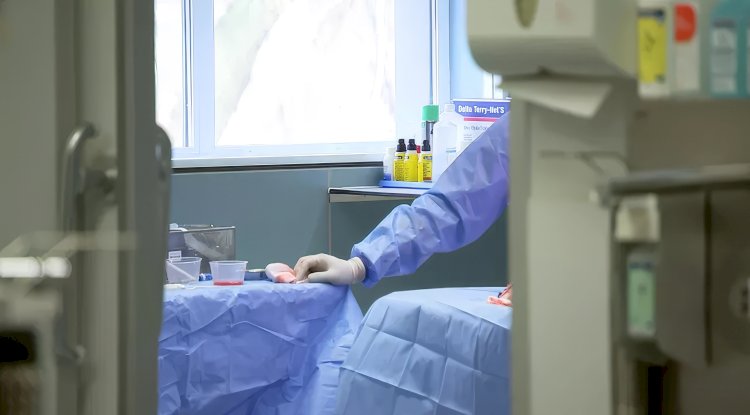 Belçika’da erkek çocuk sünneti tartışması: “Geri dönüşsüz sakatlama” iddiasıyla dava açıldı