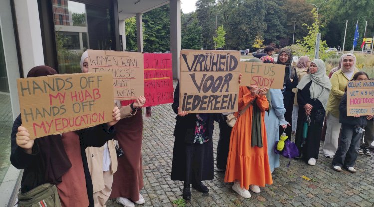 Doğu Flandra’da eyalet okullarında başörtüsü yasağı onaylandı