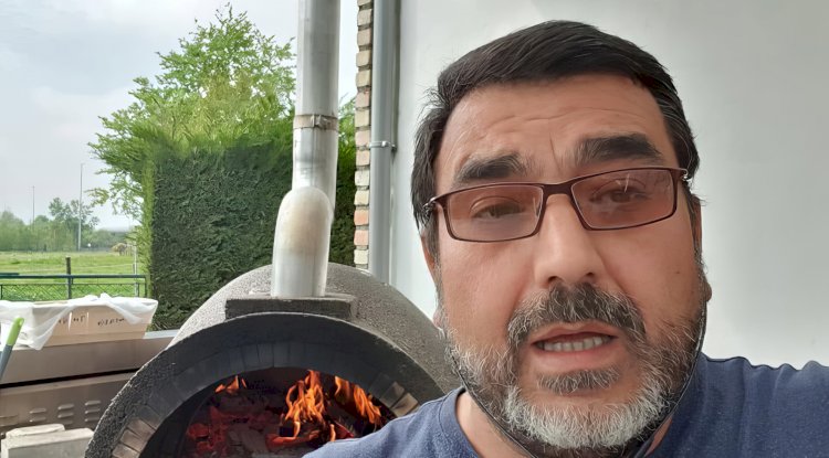PVDA’lı Belediye Meclis Üyesi Yüksel Kalaz’dan başörtülü öğretmenin işten çıkarılmasına tepki