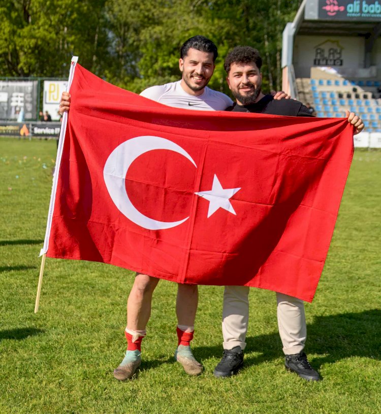 Turkse Rangers’tan tarihi zafer: 60 yıllık emek şampiyonlukla taçlandı