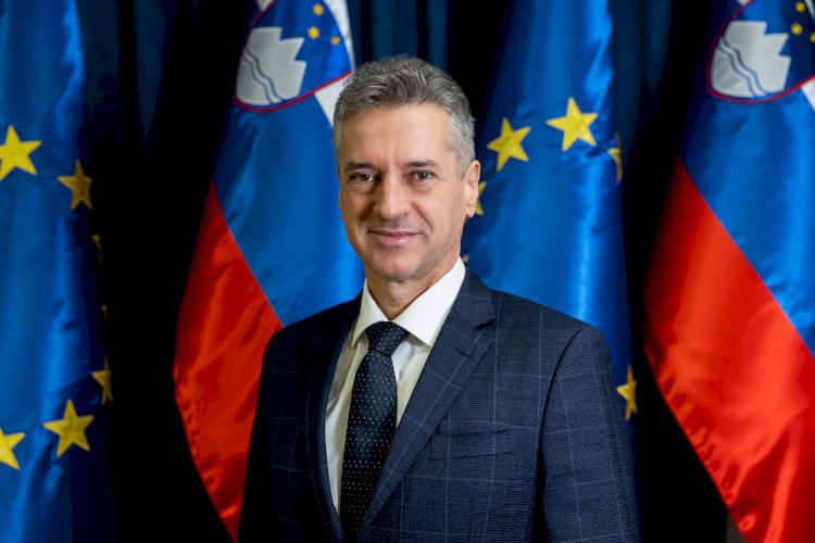 Slovenya Hükümeti’nden NATO üyeliği için referandum hamlesi: “Hazır değilsek, ayrılalım”