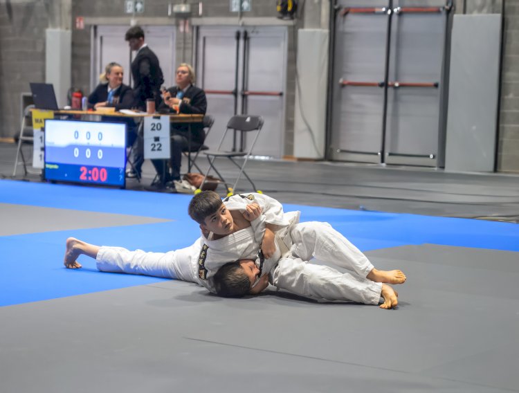 Minik judocularımızdan Abdülhakim Yağar altın, Kerem gümüş kazandı; takım 2. oldu