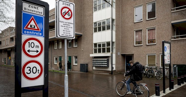 Enschede şehir merkezinde ‘kirli’ kamyonetlere ceza yağmuru: 119 sürücüye ceza