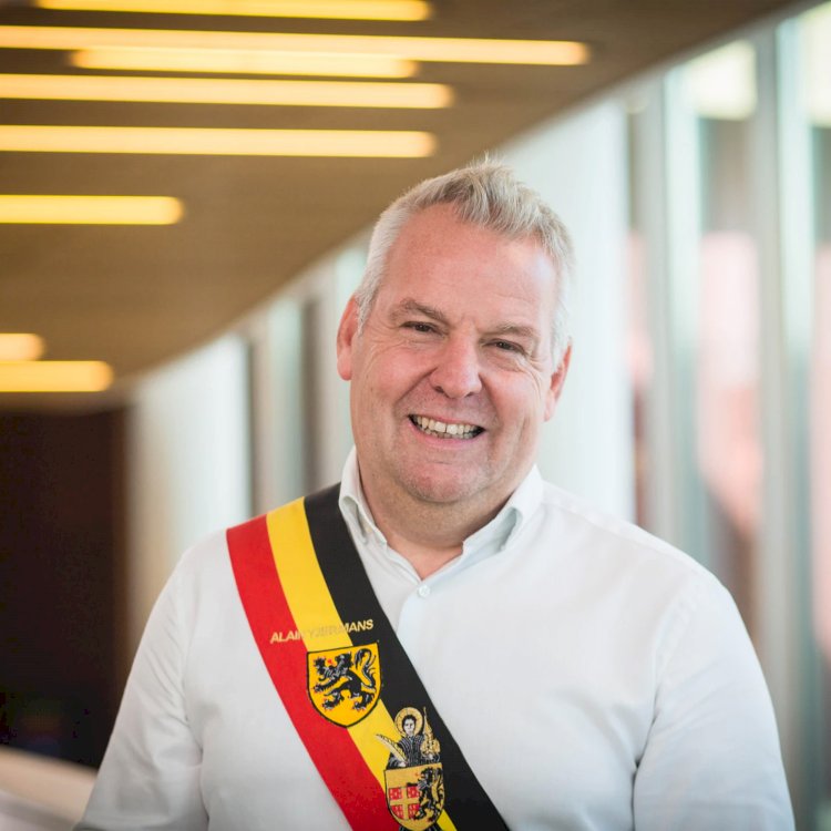 Hız sınırını 41 kilometre aşan Belçikalı belediye başkanı, usul hatası nedeniyle ceza almaktan kurtuldu