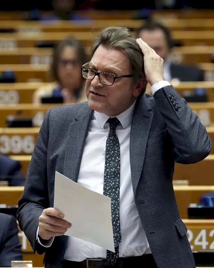 Eski Belçika Başbakanı Guy Verhofstadt hakkında Avrupa soruşturması