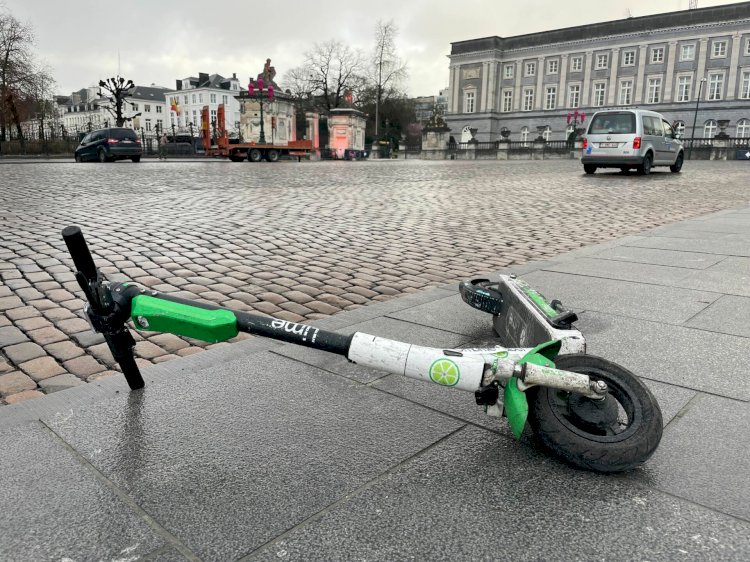 Brüksel’de uyuşturucuyla mücadelede yeni yasaklar: 19 bölgede elektrikli scooter kullanımı yasaklandı