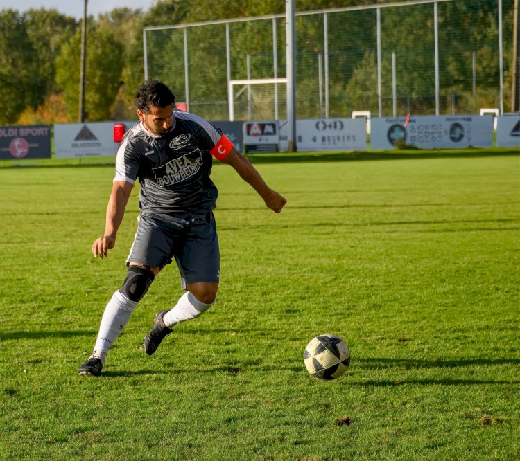 Ümitspor’dan farklı galibiyet: Güven Çavuş’un iki golüyle Boorsem B’yi 5-1 mağlup etti